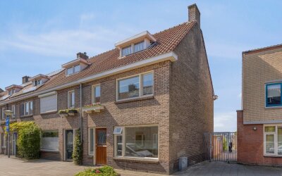 Willem Bare. 24