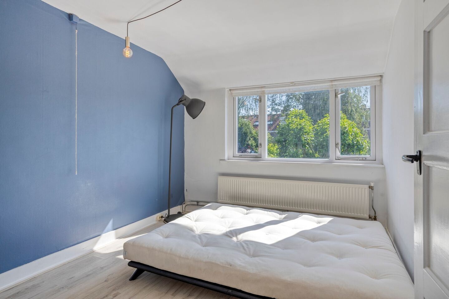 Tussenwoning te koop: Heezerweg 134, Eindhoven