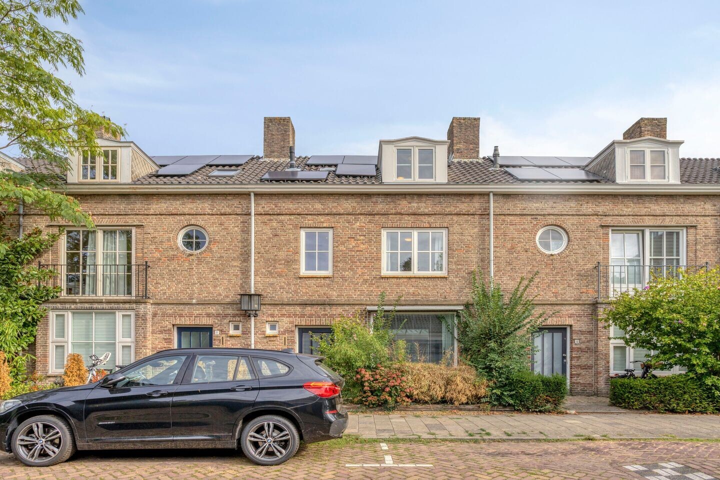 Tussenwoning te koop: Anna Bijnsweg 6, Eindhoven