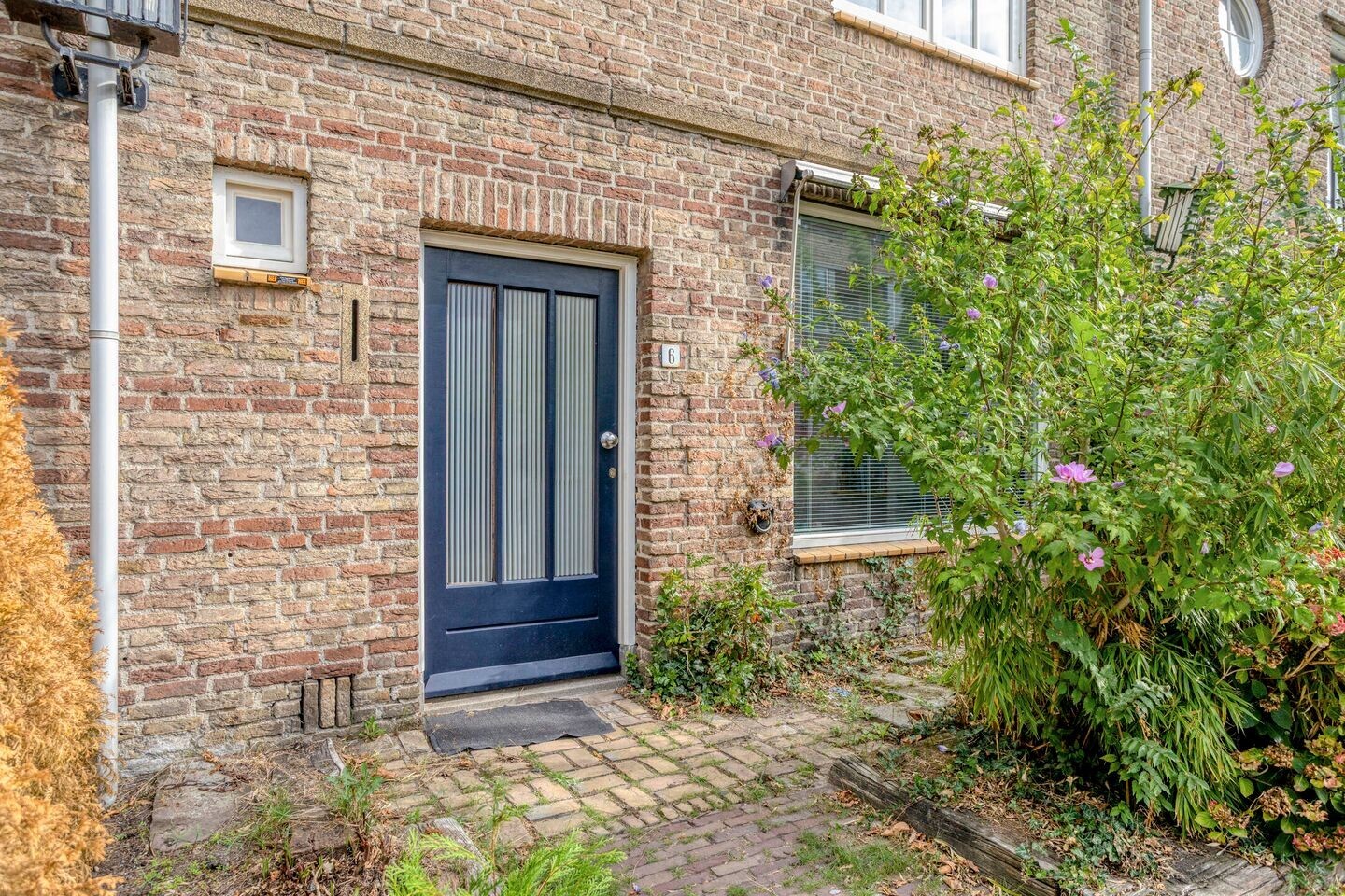 Tussenwoning te koop: Anna Bijnsweg 6, Eindhoven