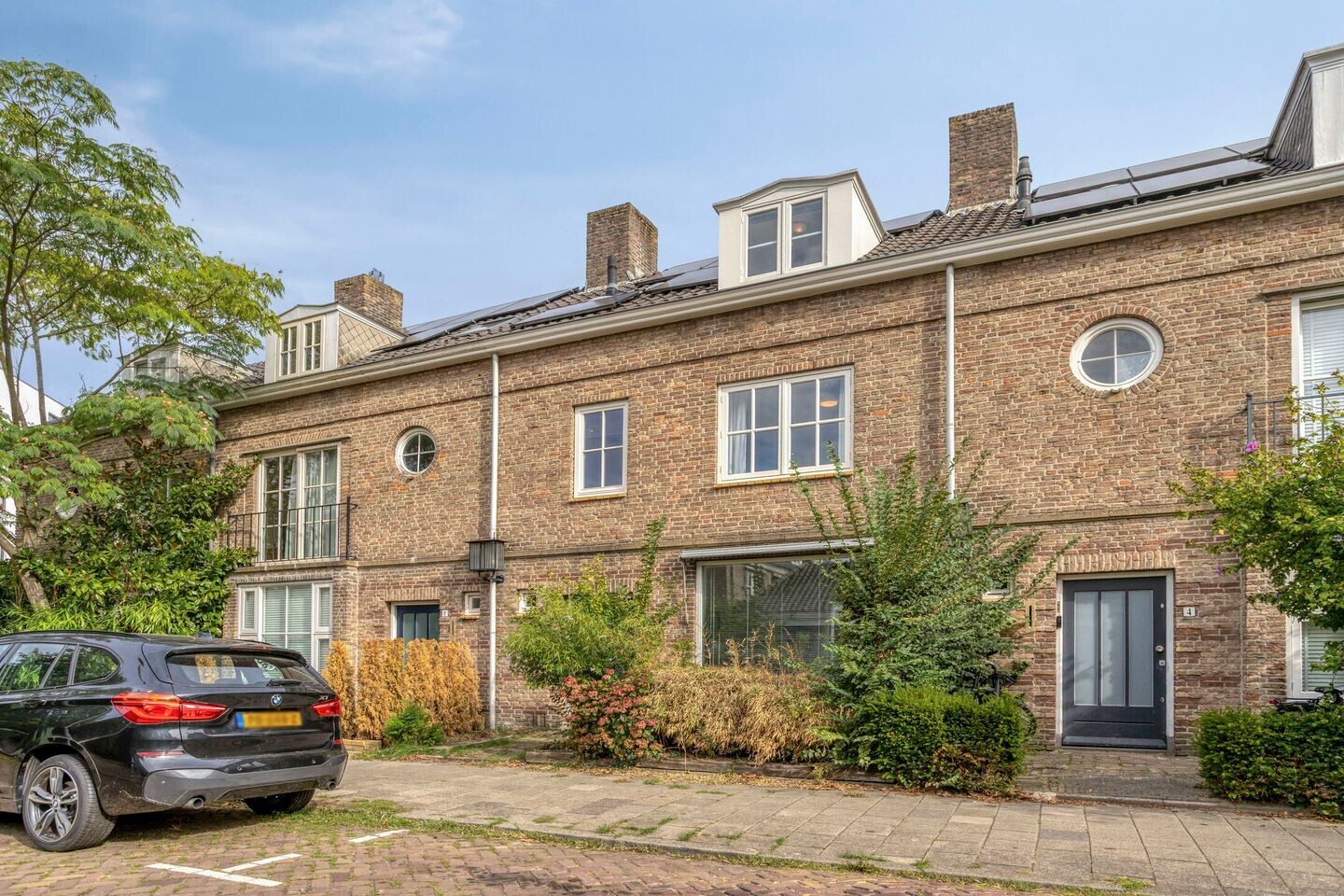 Tussenwoning te koop: Anna Bijnsweg 6, Eindhoven