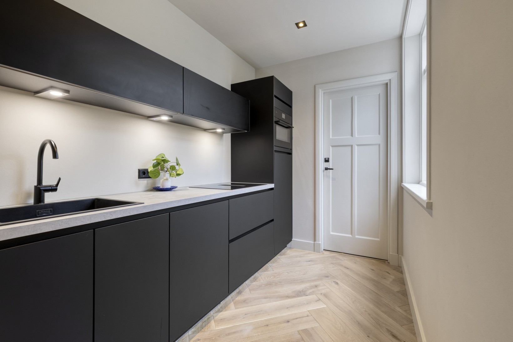 Tussenwoning te koop: Baarsstraat 25, Eindhoven