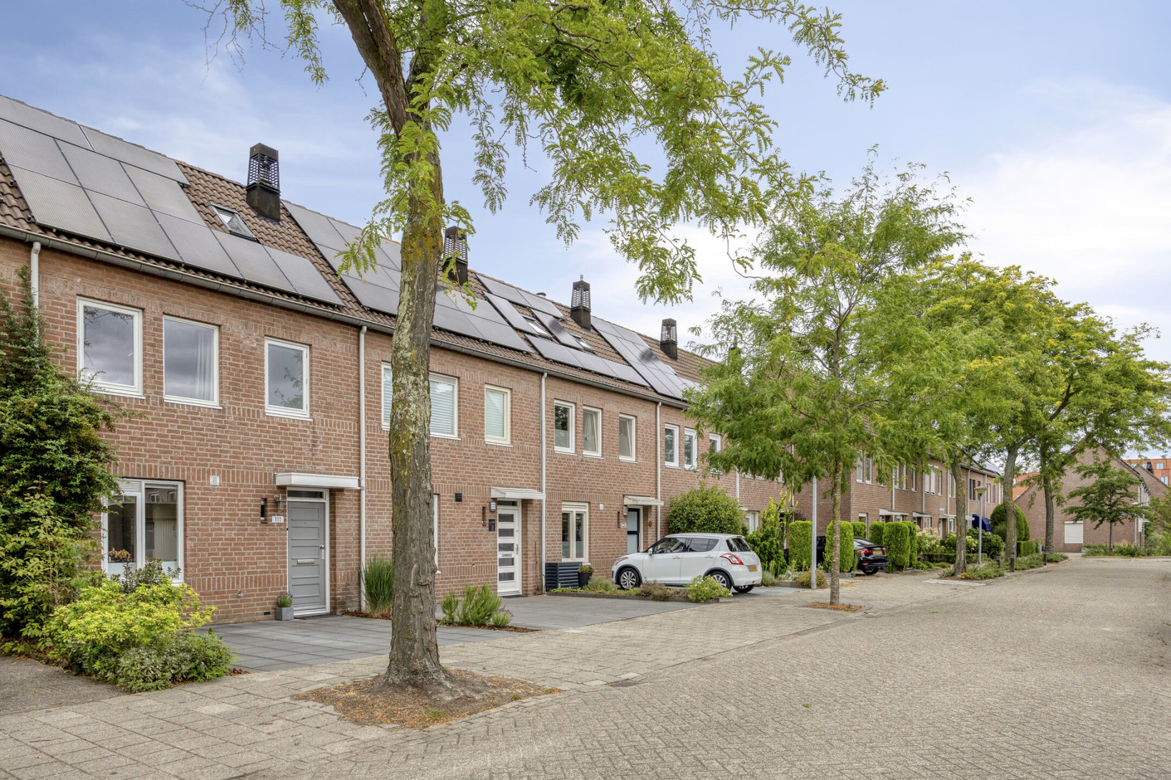 Tussenwoning te koop: Jacobus Deckersstraat 111, Eindhoven
