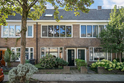 Juliusstraat 12