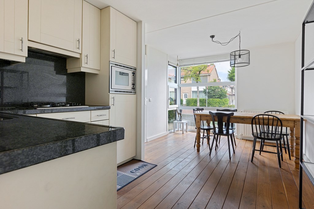 Tussenwoning te koop: Alard du Hamelstraat 13, Eindhoven
