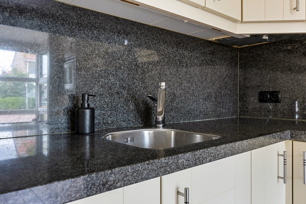 Tussenwoning te koop: Alard du Hamelstraat 13, Eindhoven