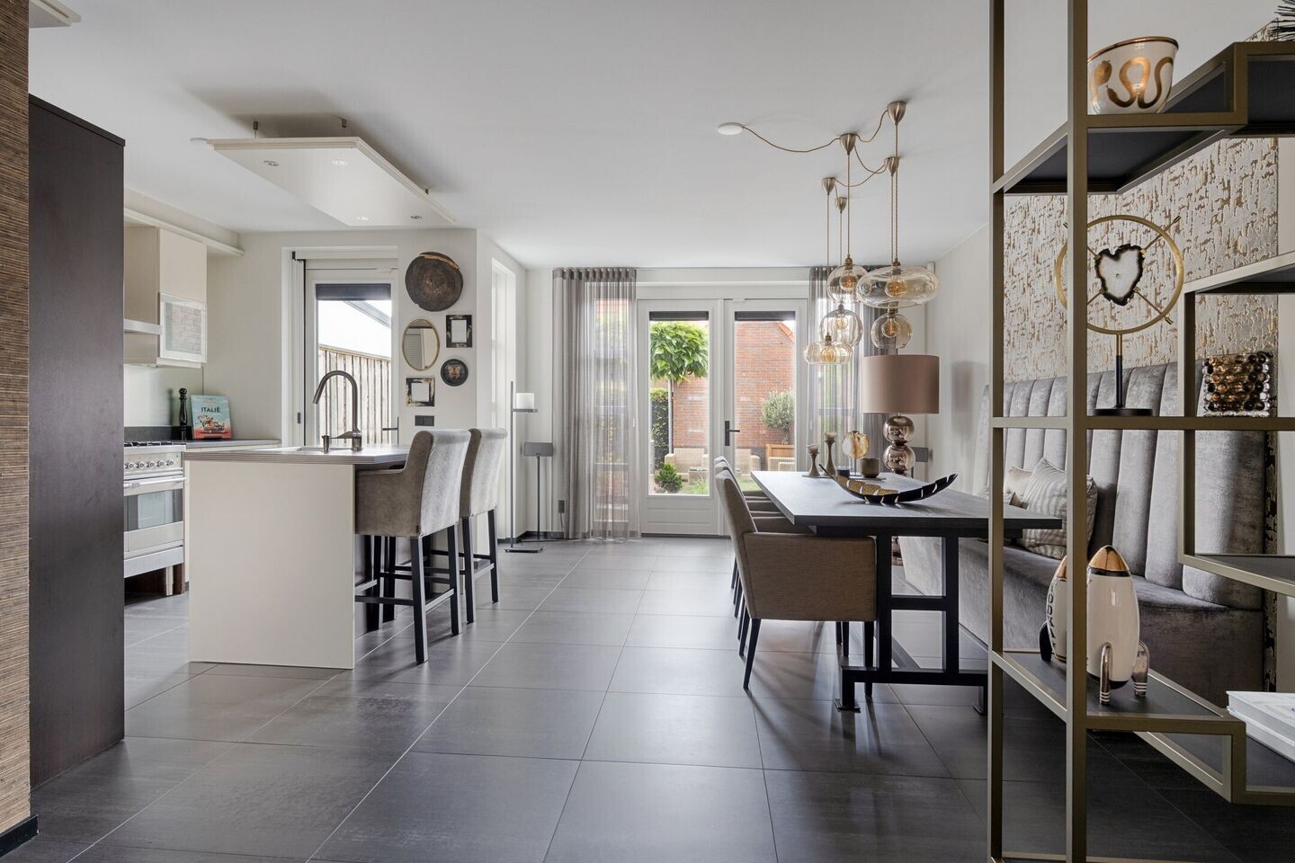 Hoekwoning te koop: Alard du Hamelstraat 48, Eindhoven