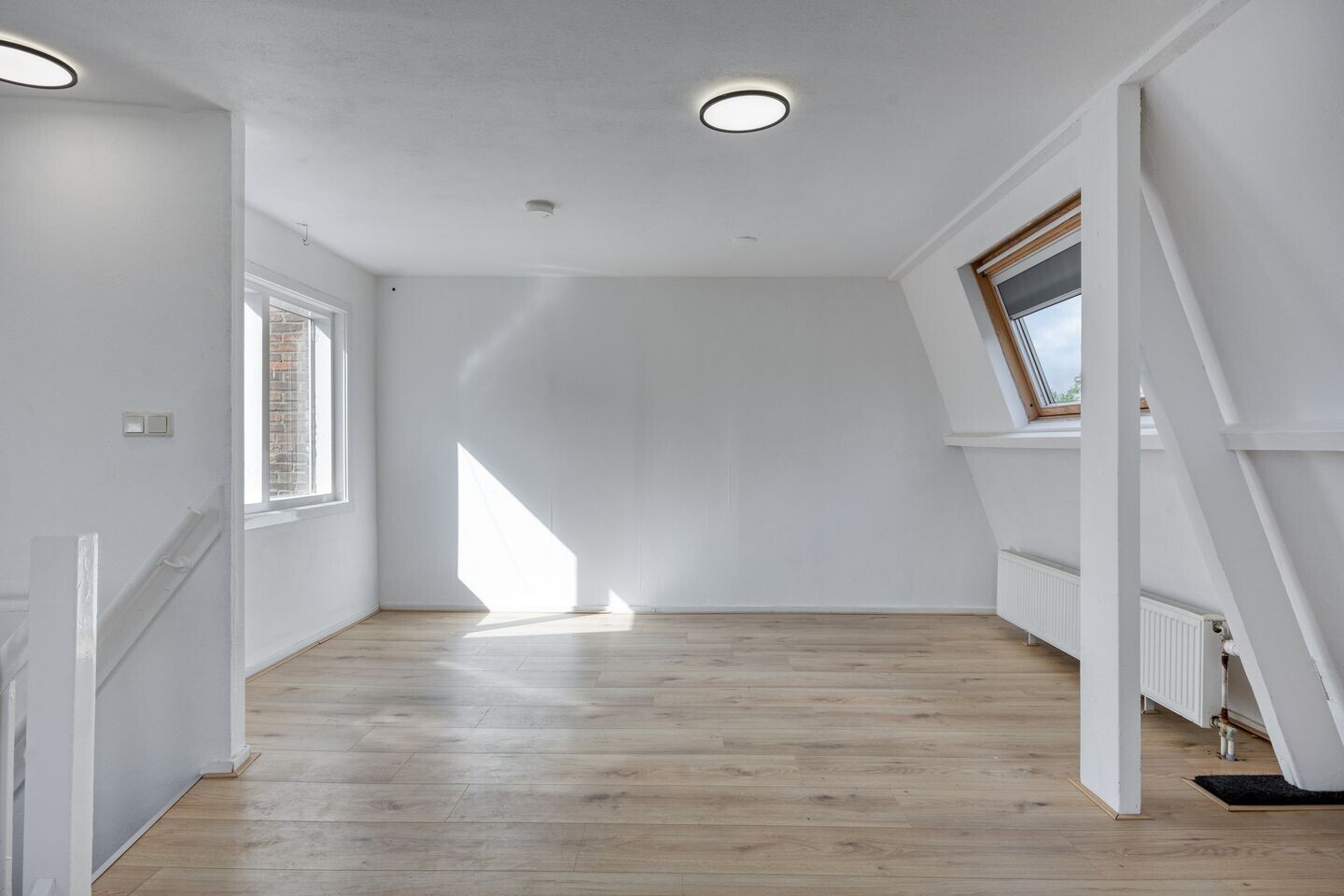 Studio te koop: Pastoor van Arslaan 1C, Eindhoven