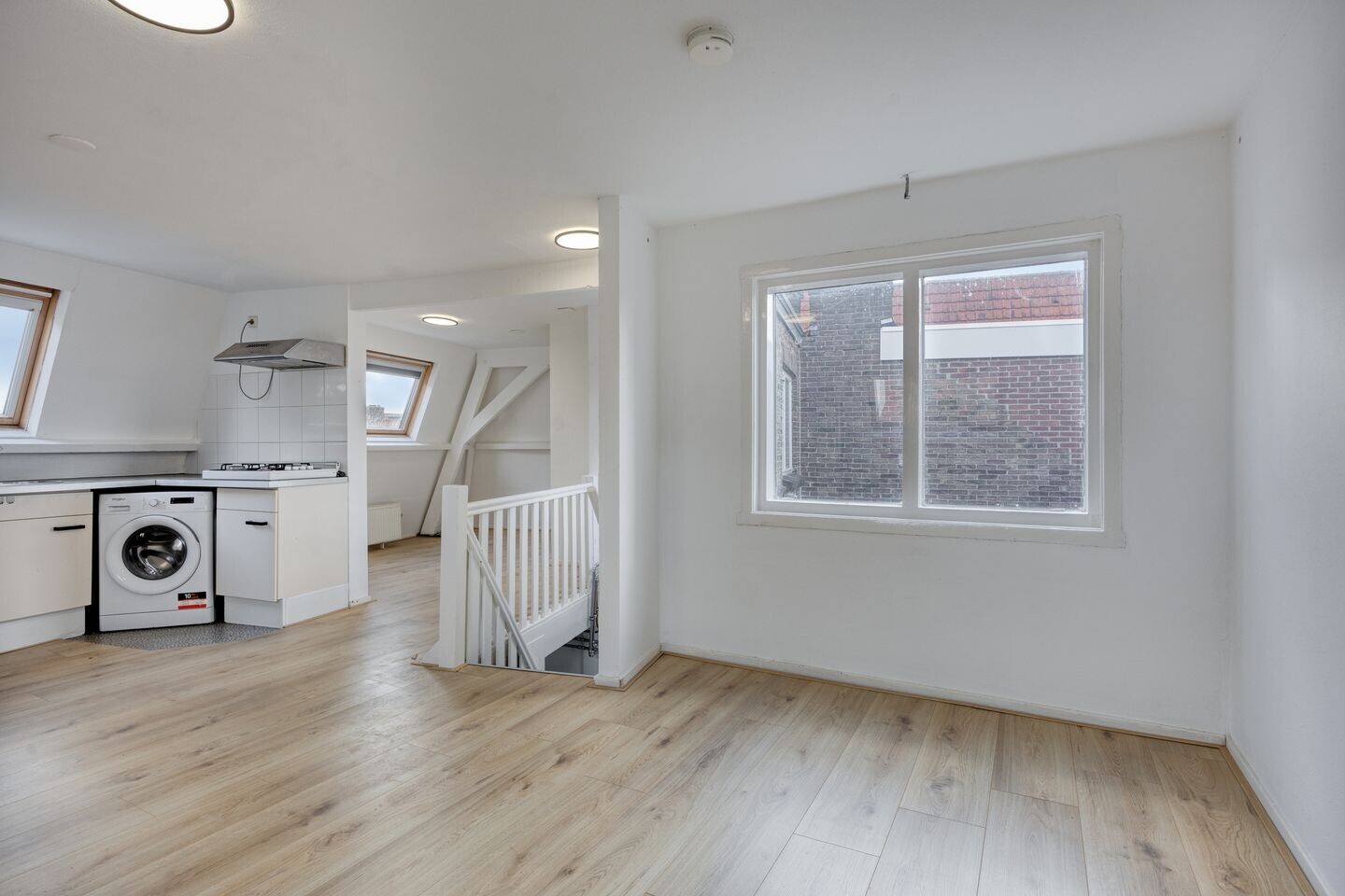 Studio te koop: Pastoor van Arslaan 1C, Eindhoven