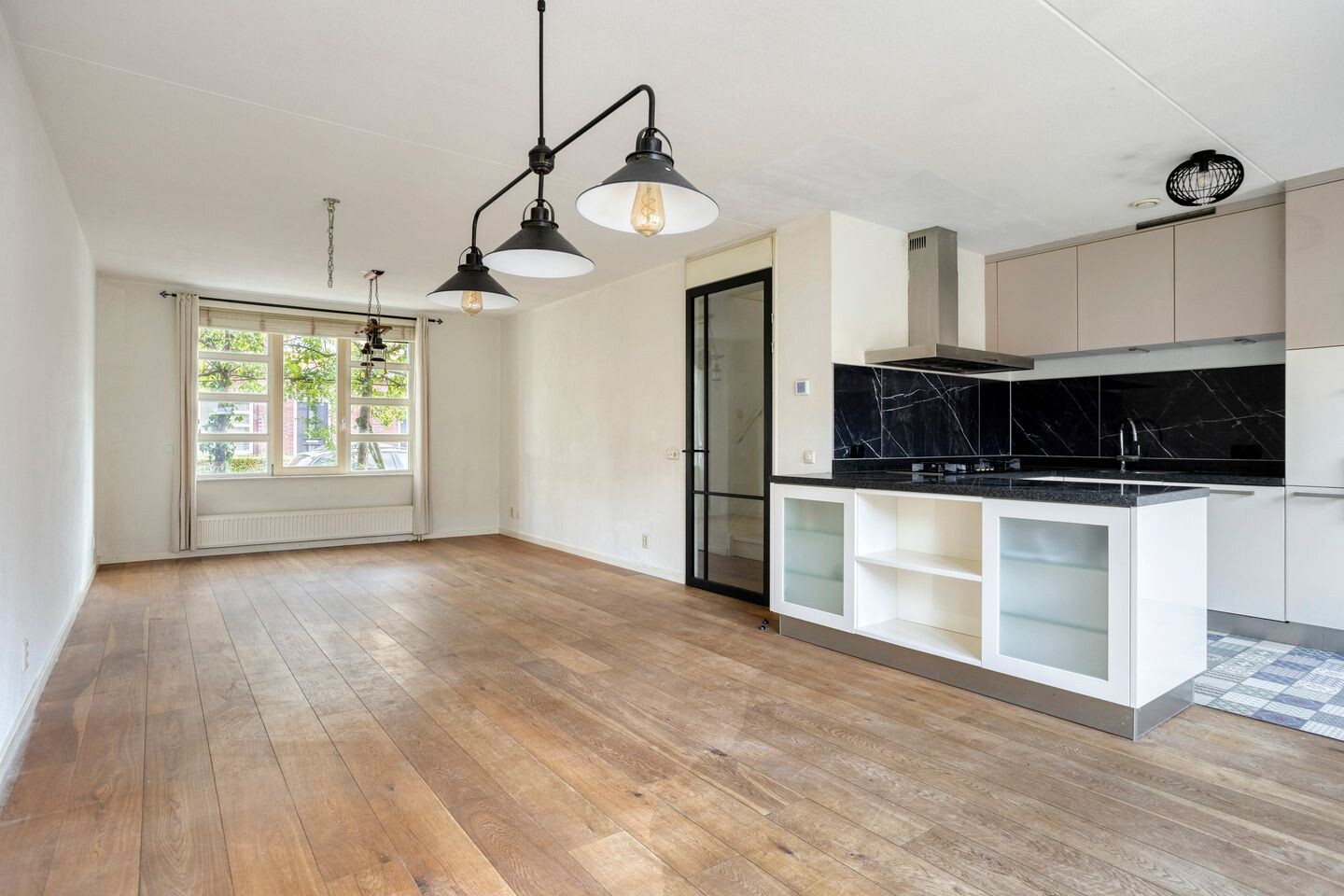 Tussenwoning te koop: Cornelis Bloemaertstraat 26, Eindhoven