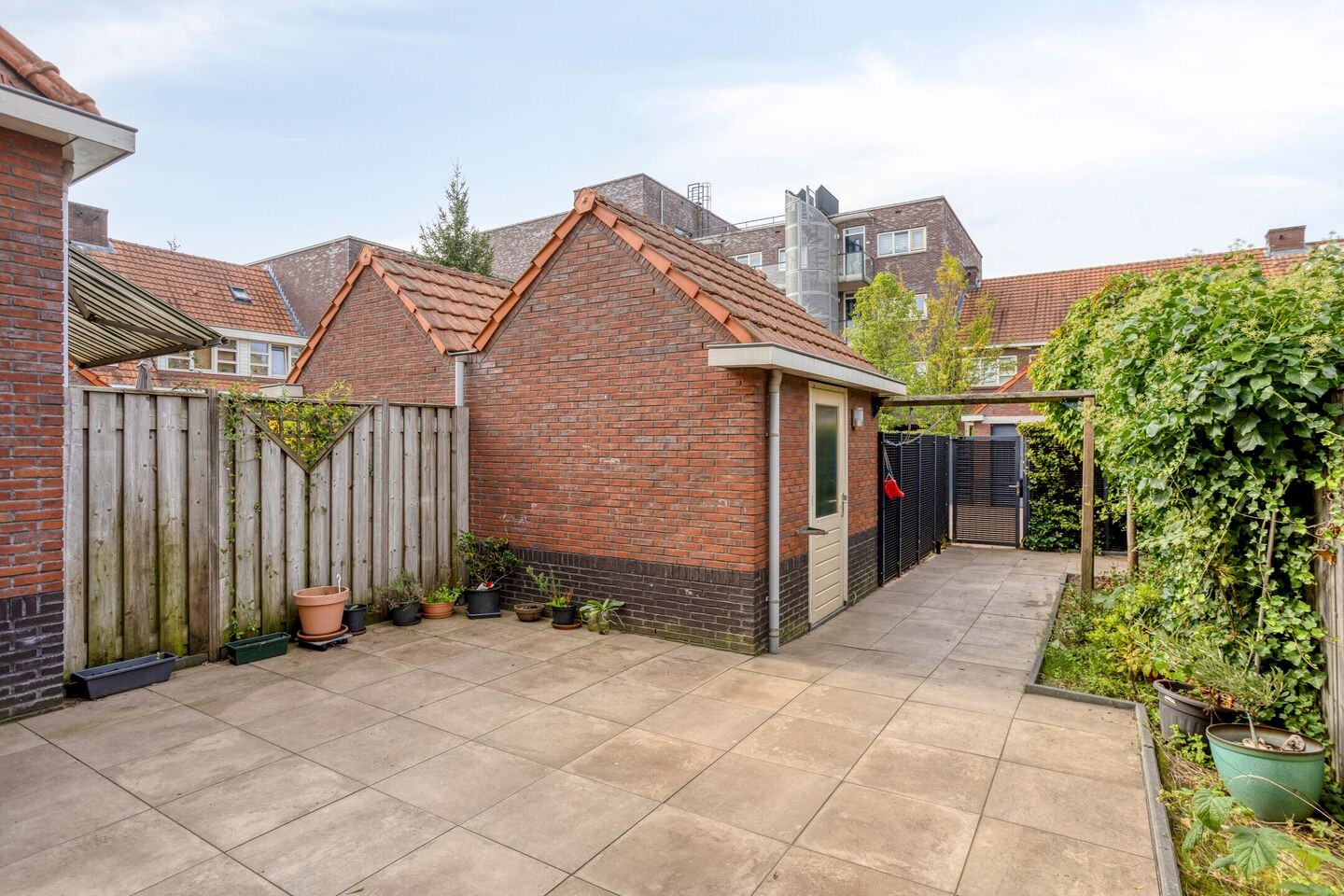 Tussenwoning te koop: Cornelis Bloemaertstraat 26, Eindhoven