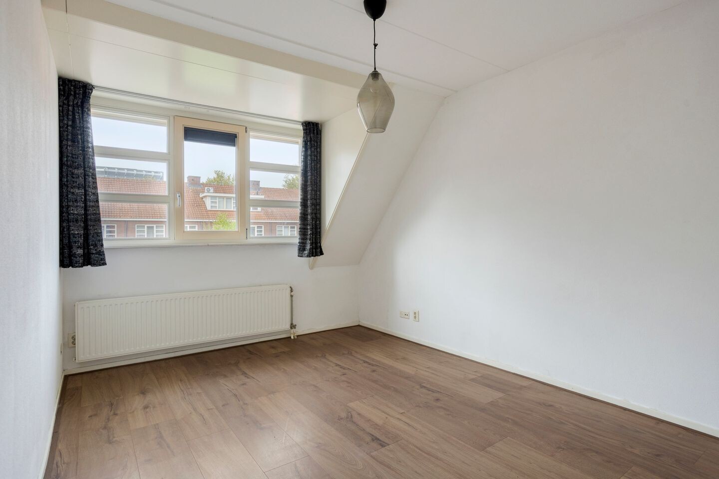 Tussenwoning te koop: Cornelis Bloemaertstraat 26, Eindhoven