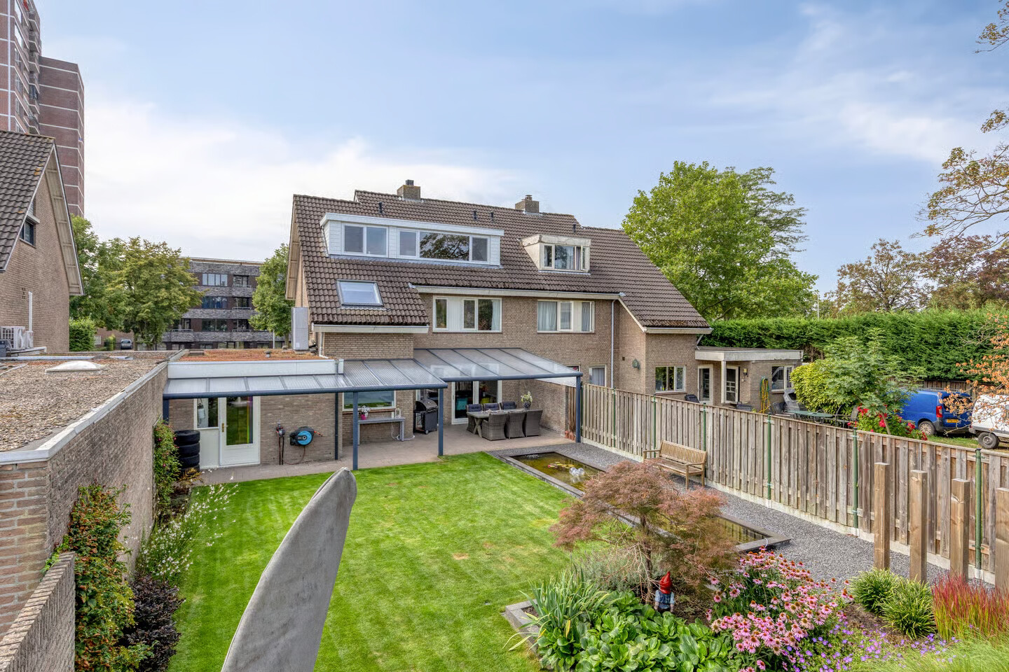 Tussenwoning te koop: Europalaan 148, Eindhoven