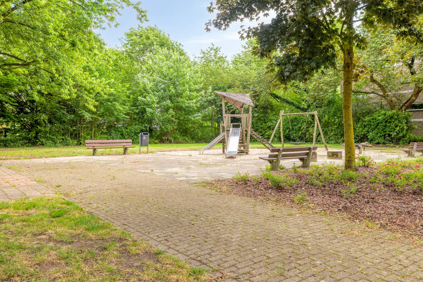 Hoekwoning te koop: Generaal Bentinckstraat 15, Eindhoven