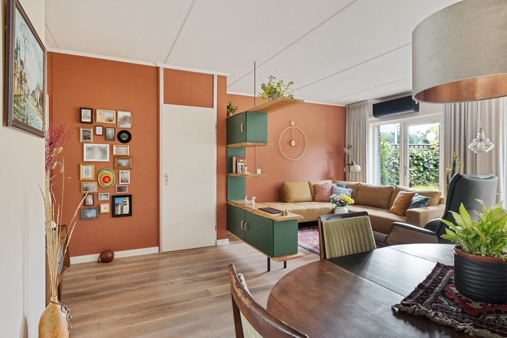 Hoekwoning te koop: Generaal van Heutszlaan 1, Eindhoven