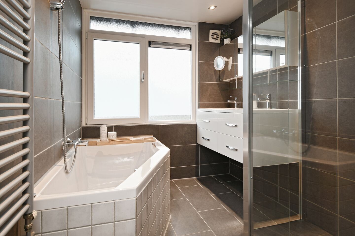 Hoekwoning te koop: Generaal des Tombepad 1, Eindhoven