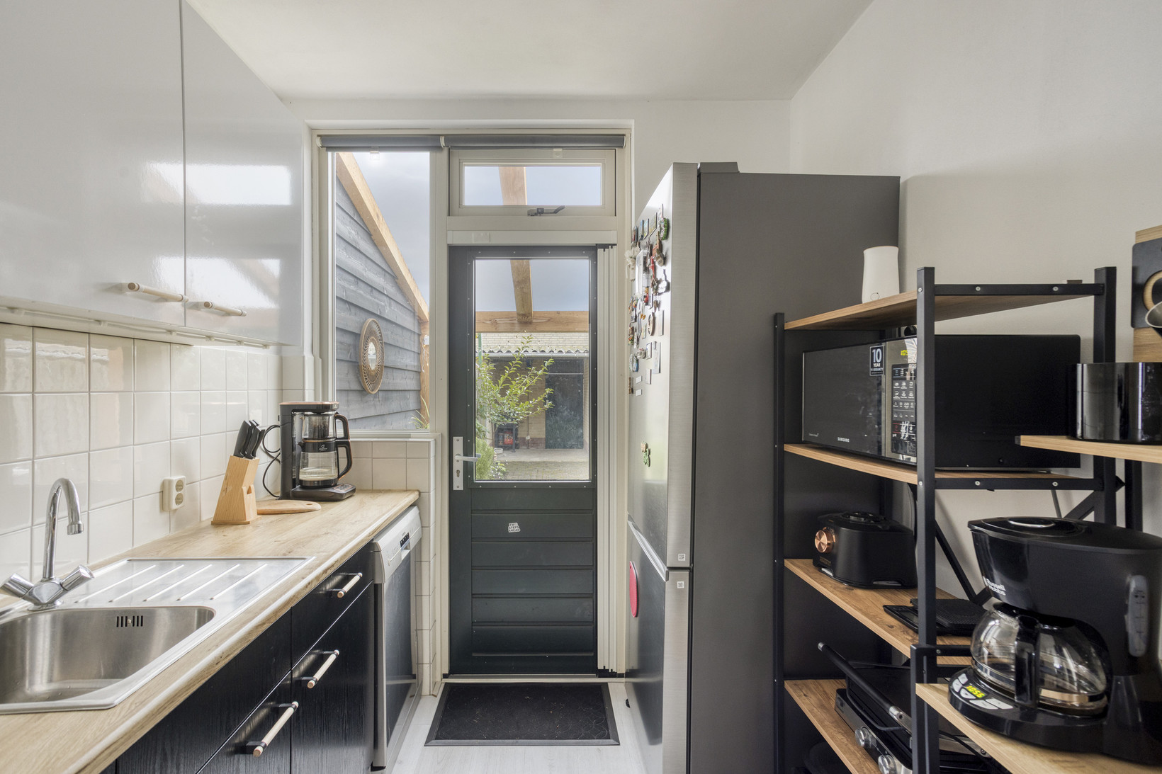 Tussenwoning te koop: Generaal Dibbetslaan 102A, Eindhoven