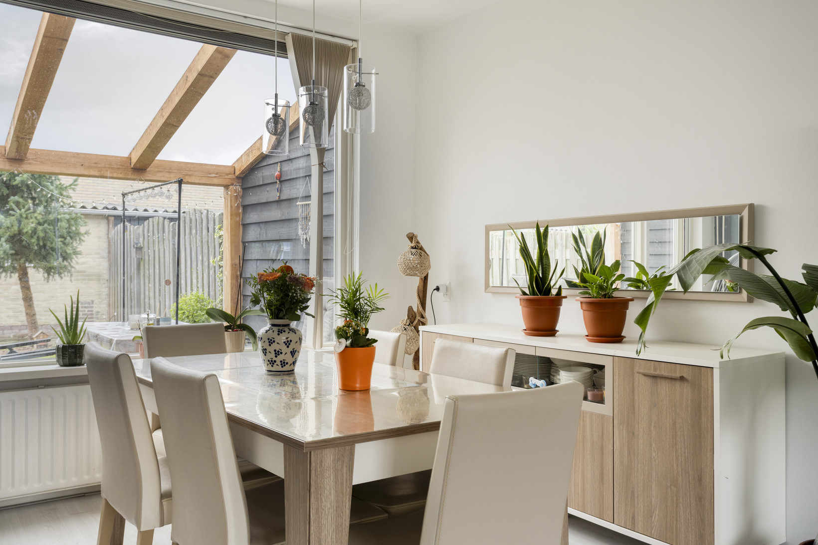 Tussenwoning te koop: Generaal Dibbetslaan 102A, Eindhoven