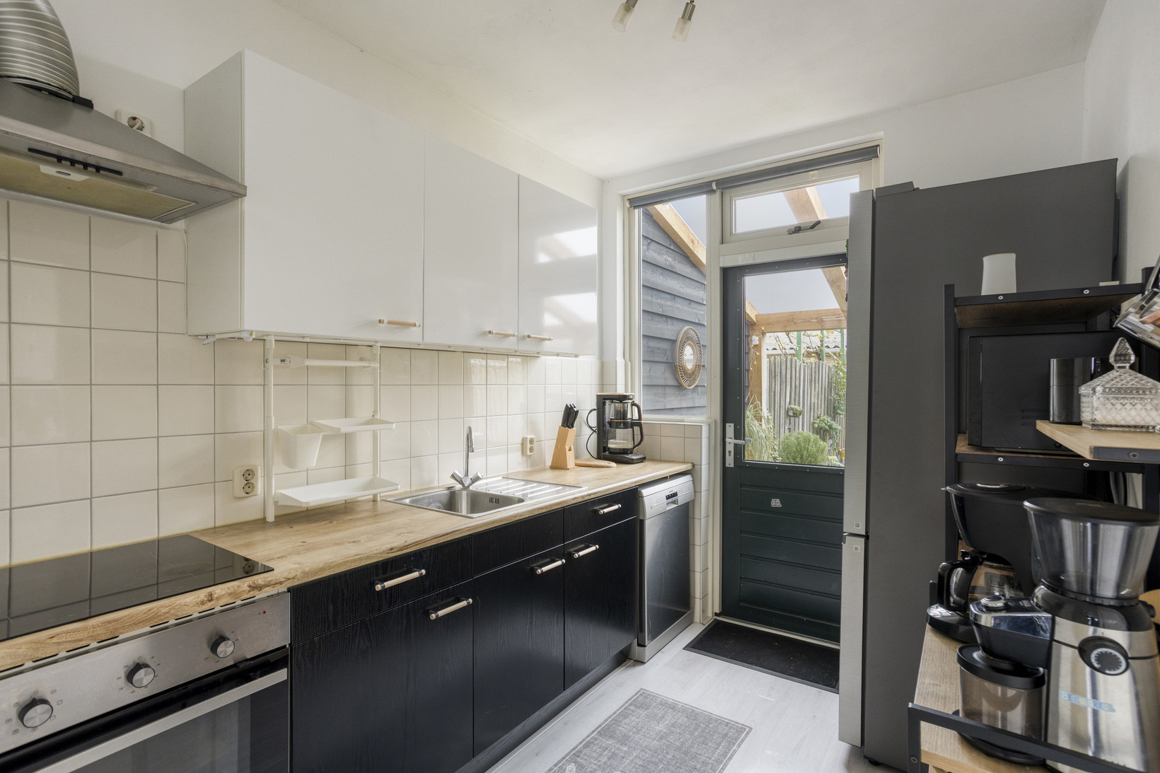 Tussenwoning te koop: Generaal Dibbetslaan 102A, Eindhoven