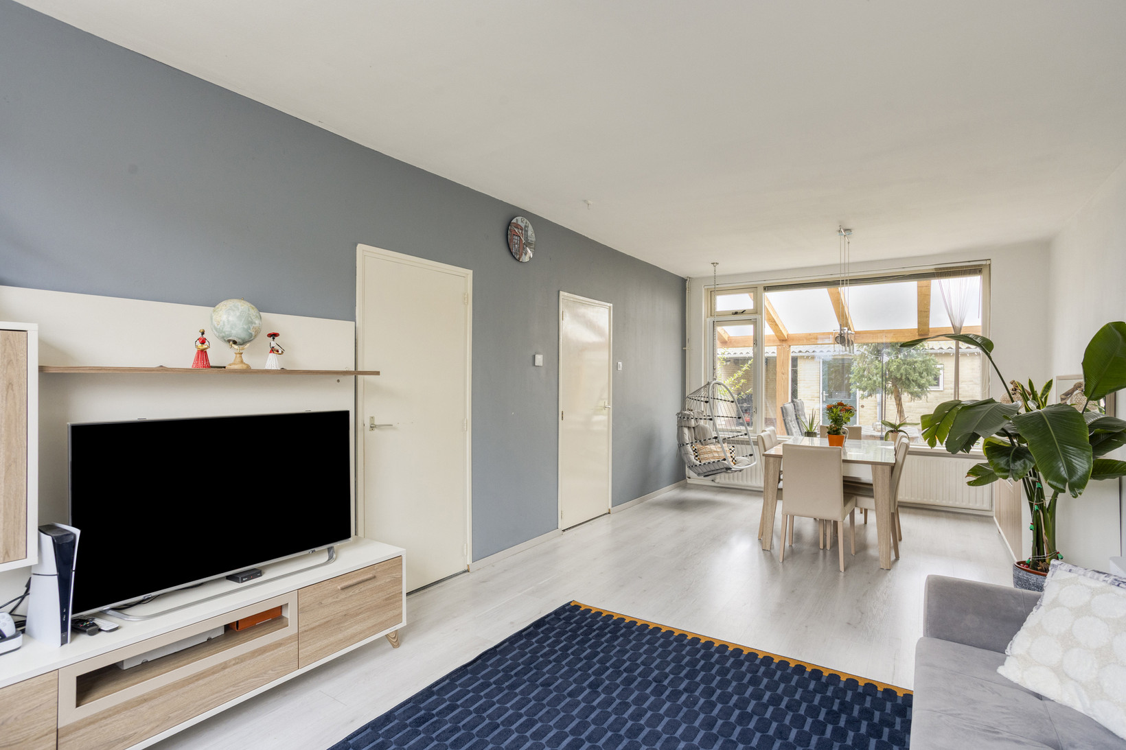 Tussenwoning te koop: Generaal Dibbetslaan 102A, Eindhoven