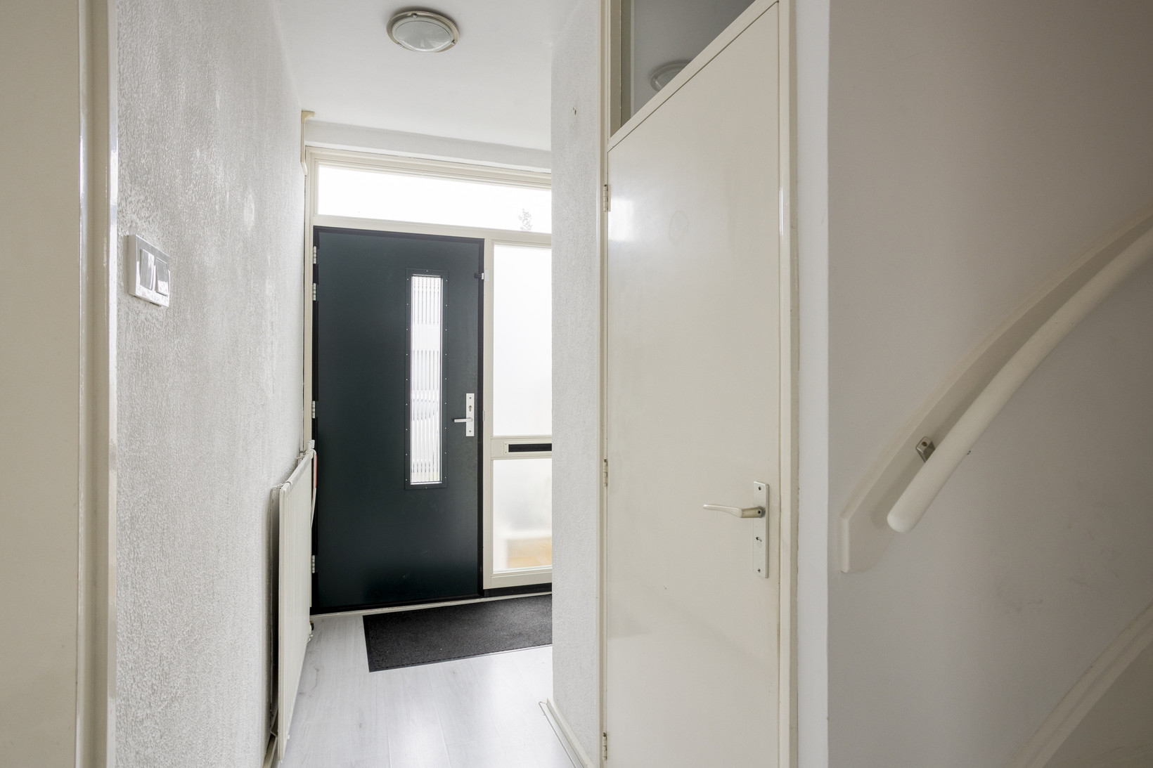 Tussenwoning te koop: Generaal Dibbetslaan 102A, Eindhoven