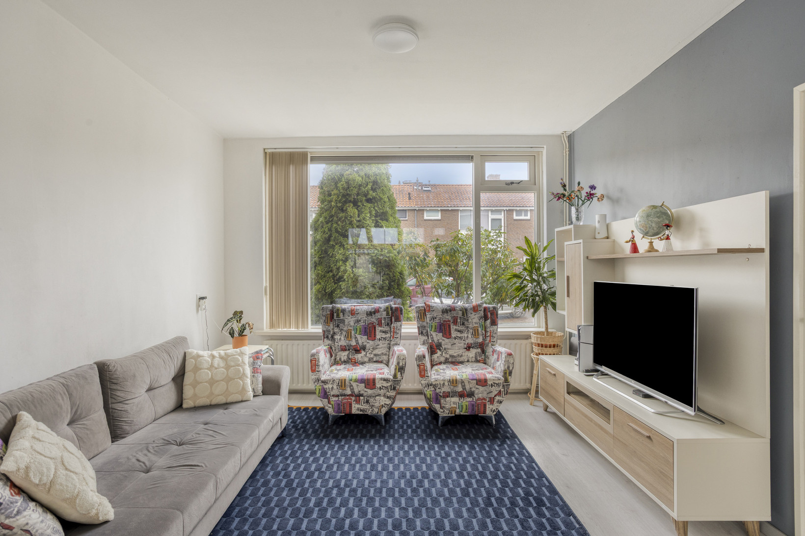 Tussenwoning te koop: Generaal Dibbetslaan 102A, Eindhoven
