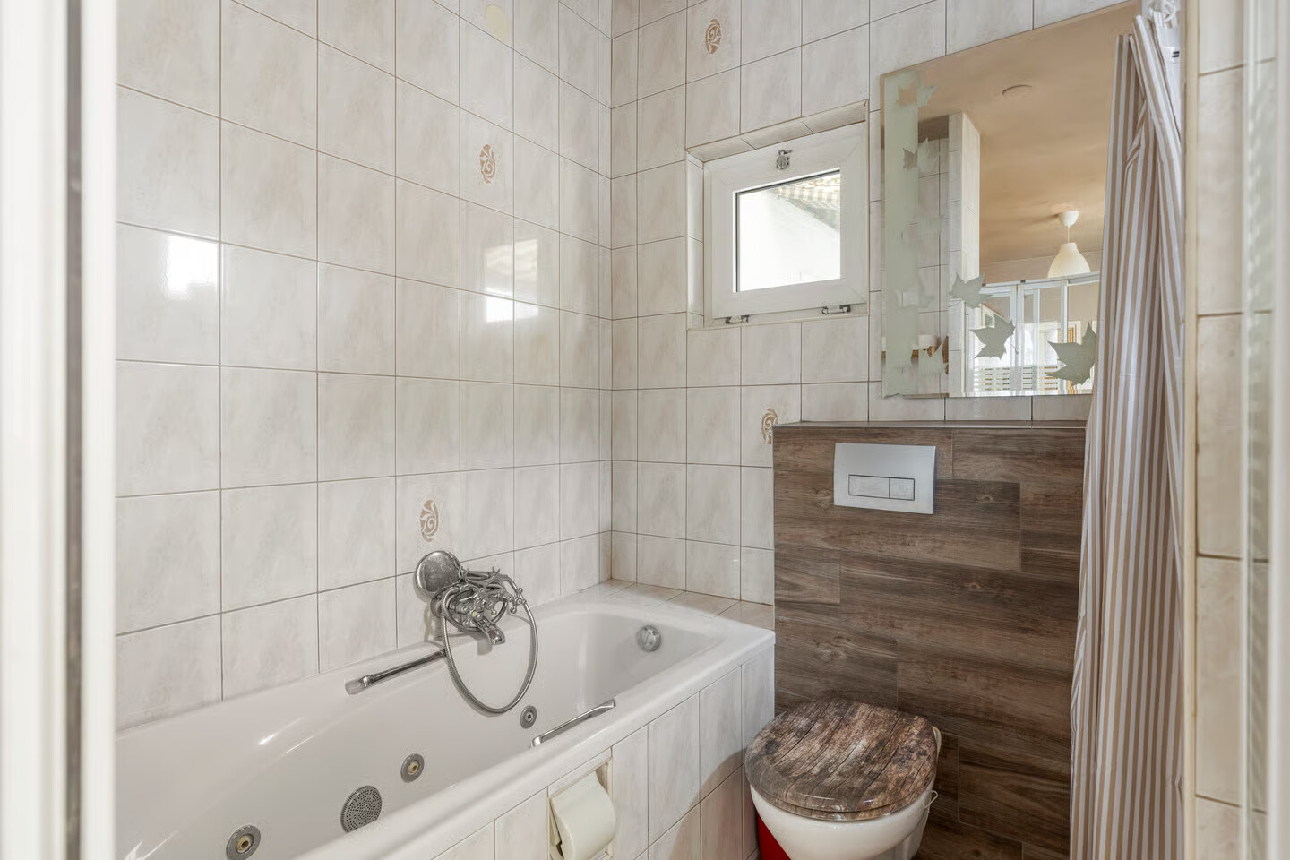 Tussenwoning te koop: Eckartseweg Noord 256, Eindhoven