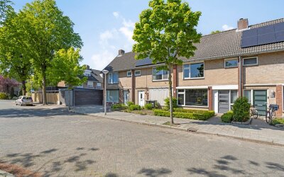 Adelaertstraat 29