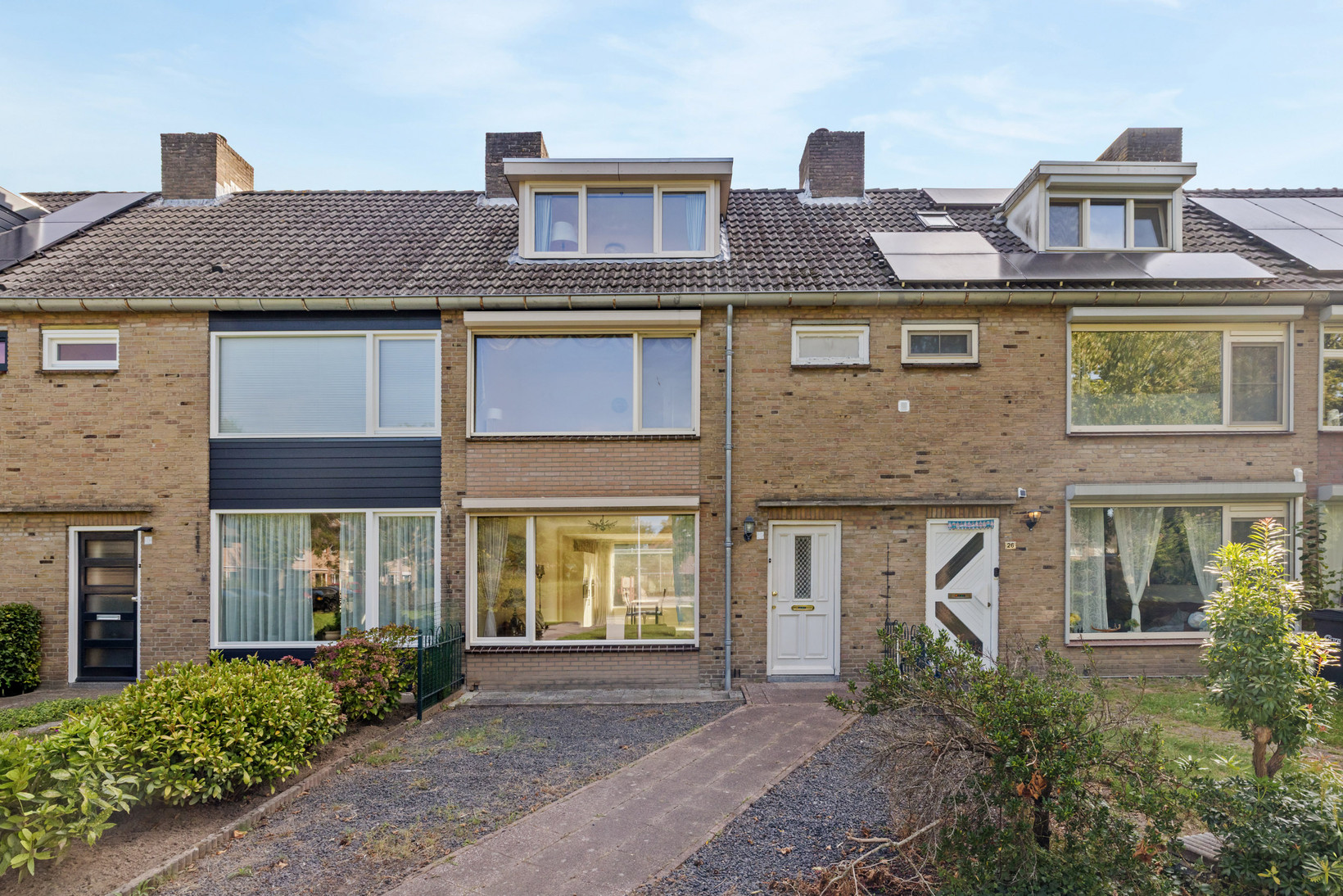 Tussenwoning te koop: Adelaertstraat 28, Eindhoven
