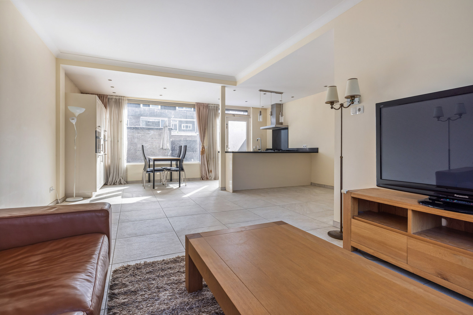 Tussenwoning te koop: Adelaertstraat 28, Eindhoven