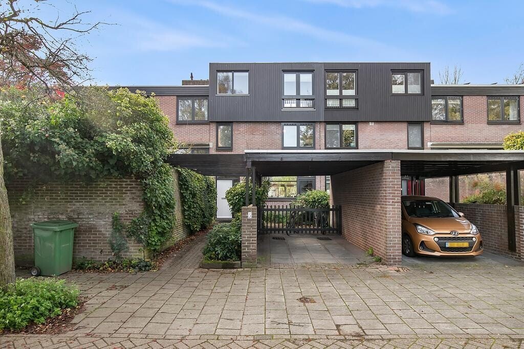 Tussenwoning te koop: Winselerhof 5, Eindhoven