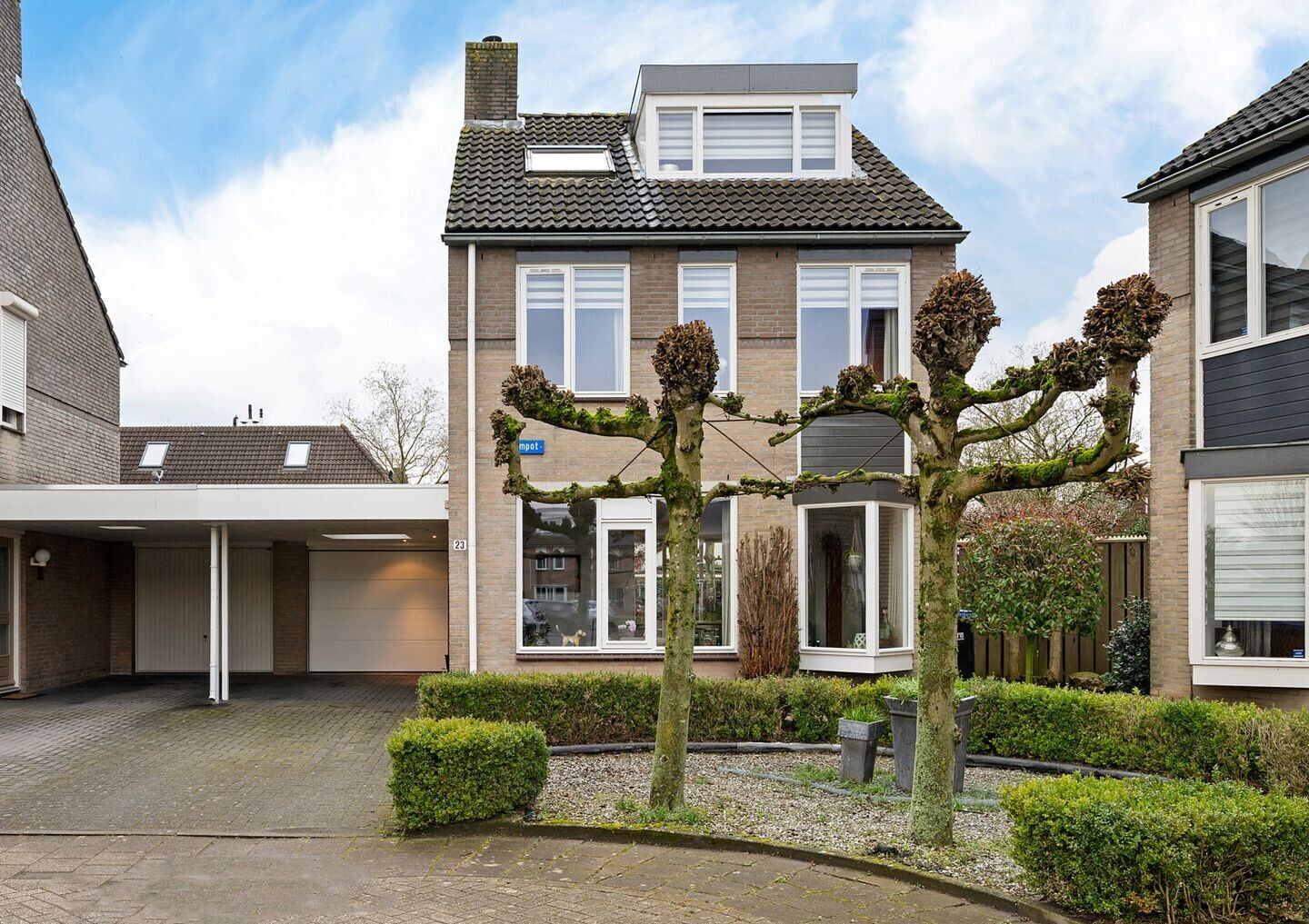 Hoekwoning te koop: Roompot 23, Eindhoven