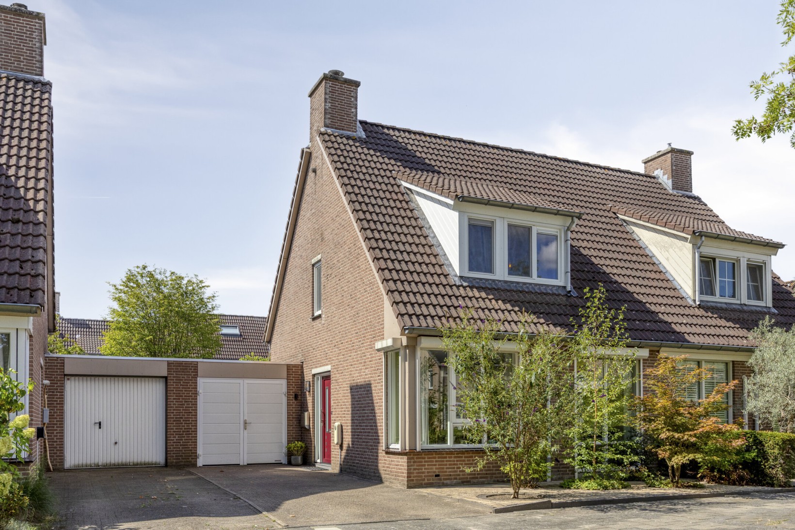 Tussenwoning te koop: Leistraat 33, Eindhoven