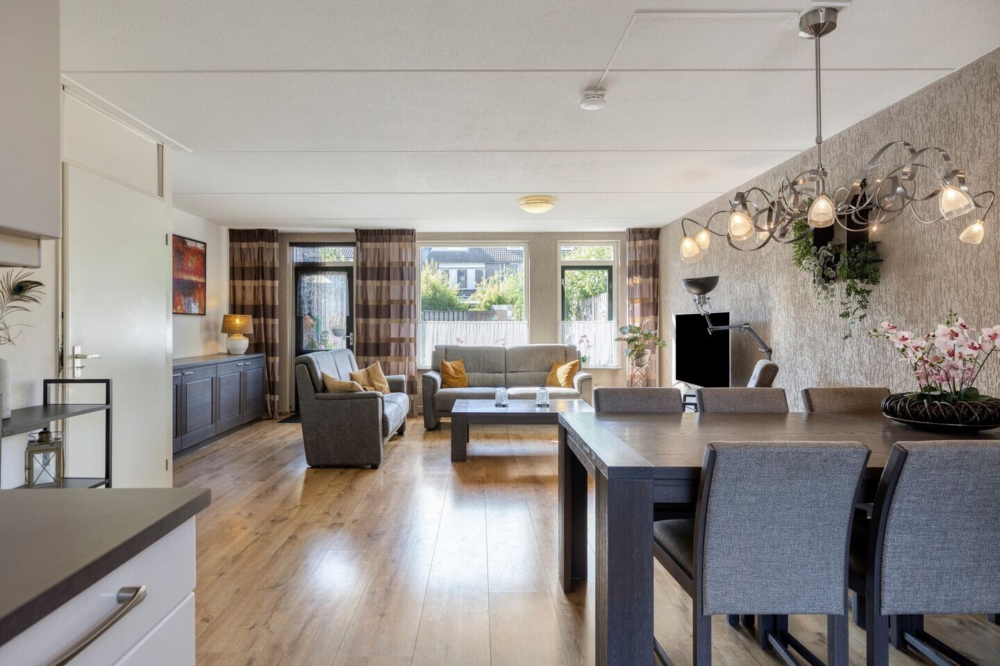 Tussenwoning te koop: Spaaihoefweg 16, Eindhoven