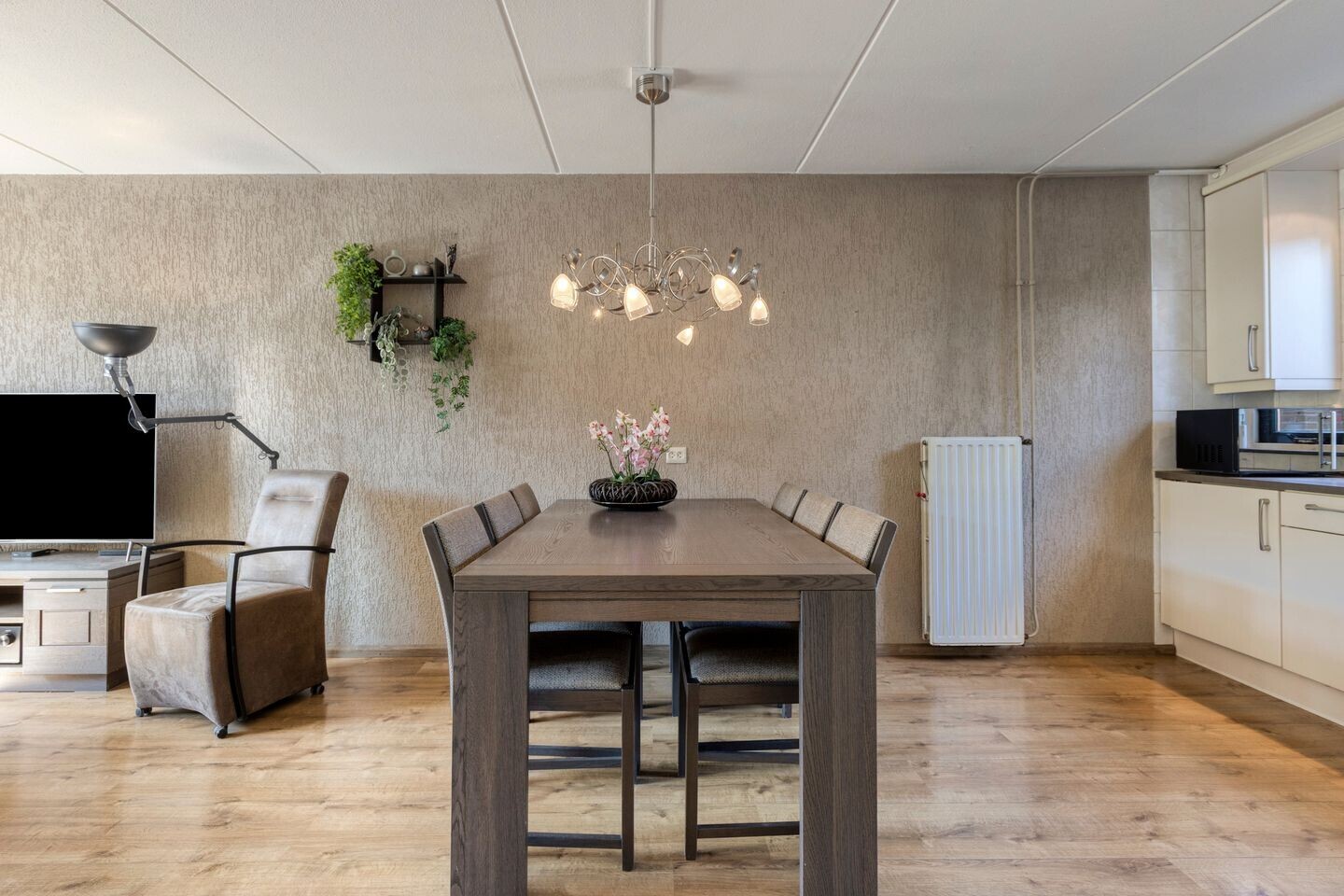 Tussenwoning te koop: Spaaihoefweg 16, Eindhoven