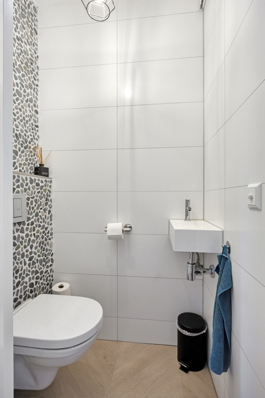 Tussenwoning te koop: Compiègnehof 5, Eindhoven