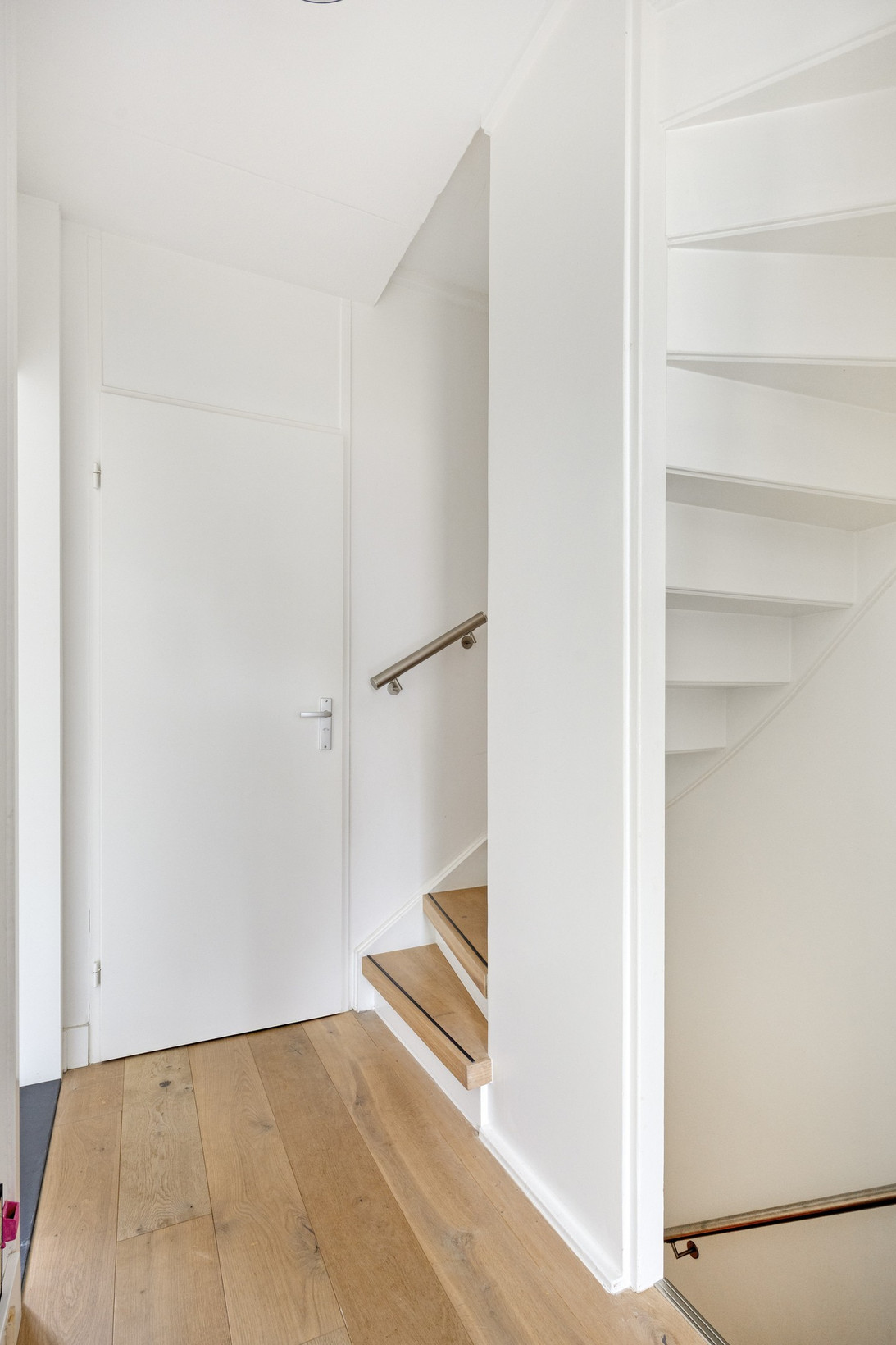 Tussenwoning te koop: Compiègnehof 5, Eindhoven