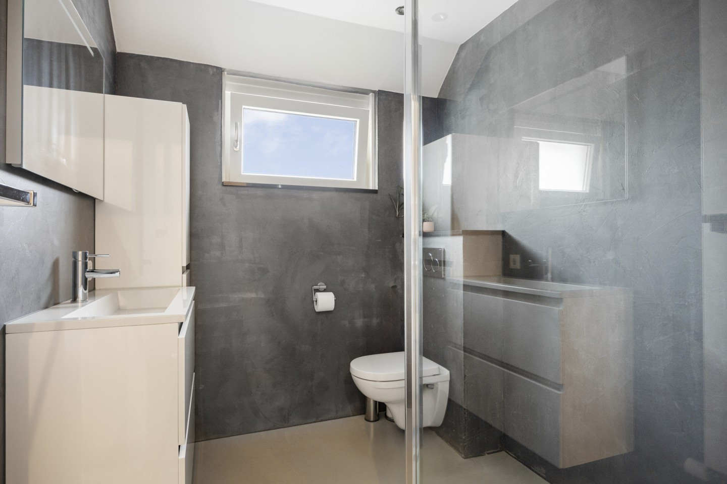 Tussenwoning te koop: Compiègnehof 5, Eindhoven
