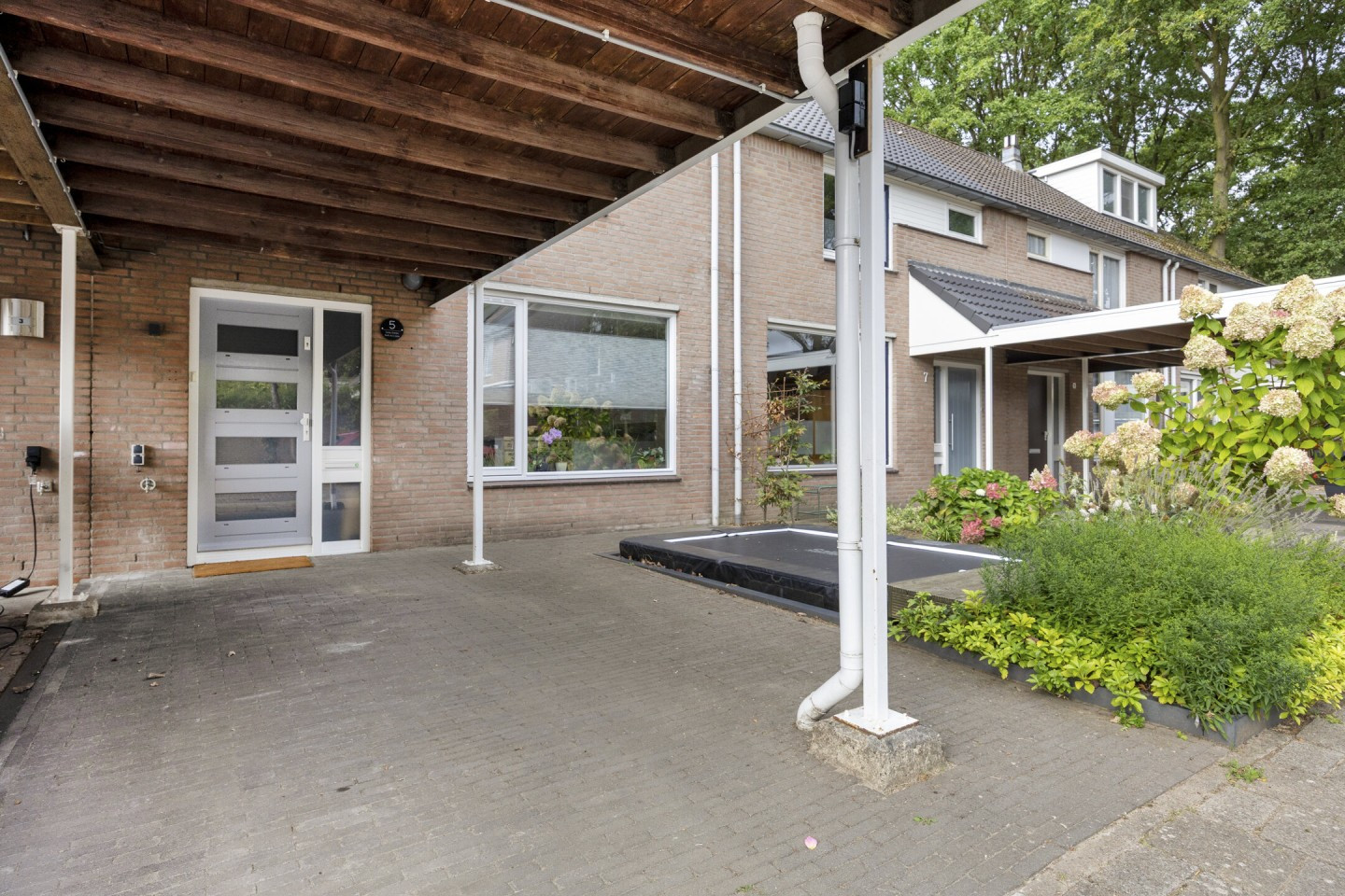 Tussenwoning te koop: Compiègnehof 5, Eindhoven