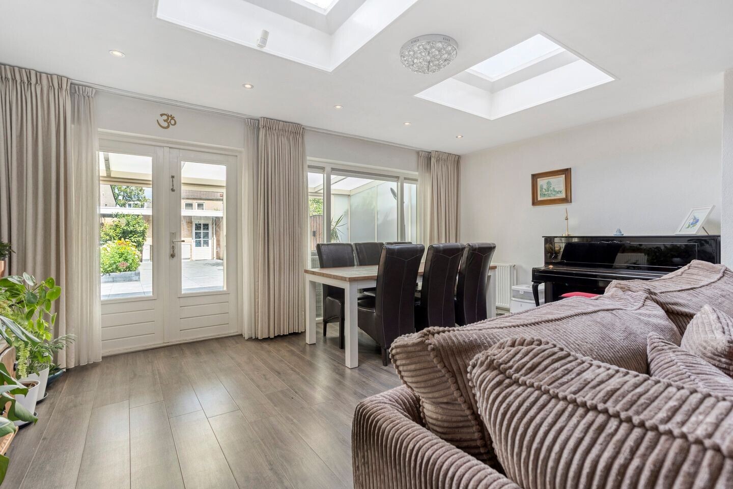 Tussenwoning te koop: Huizingalaan 36, Eindhoven