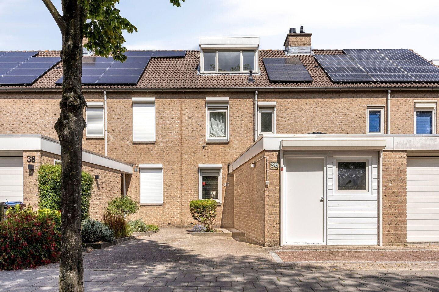 Tussenwoning te koop: Huizingalaan 36, Eindhoven