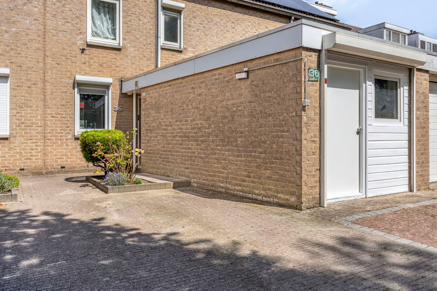 Tussenwoning te koop: Huizingalaan 36, Eindhoven