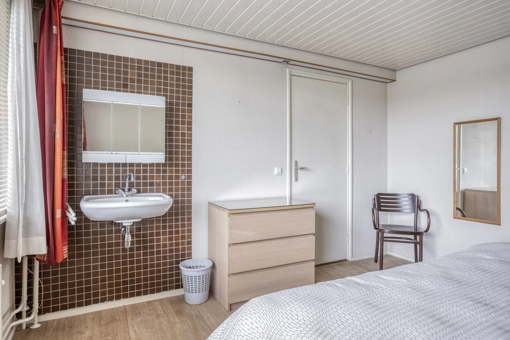 Tussenwoning te koop: Noordzeelaan 27, Eindhoven