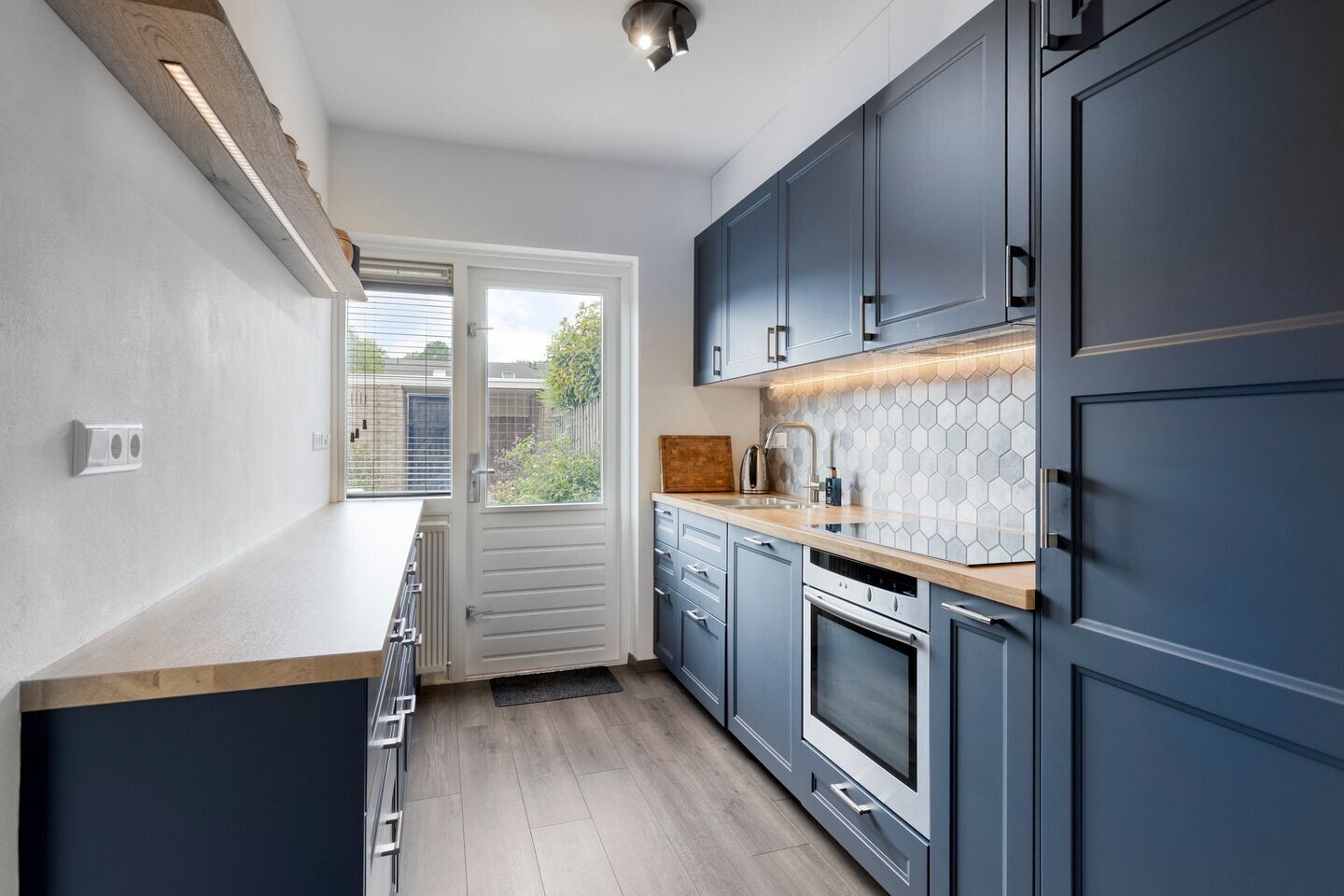 Hoekwoning te koop: Vlaanderenlaan 21, Eindhoven