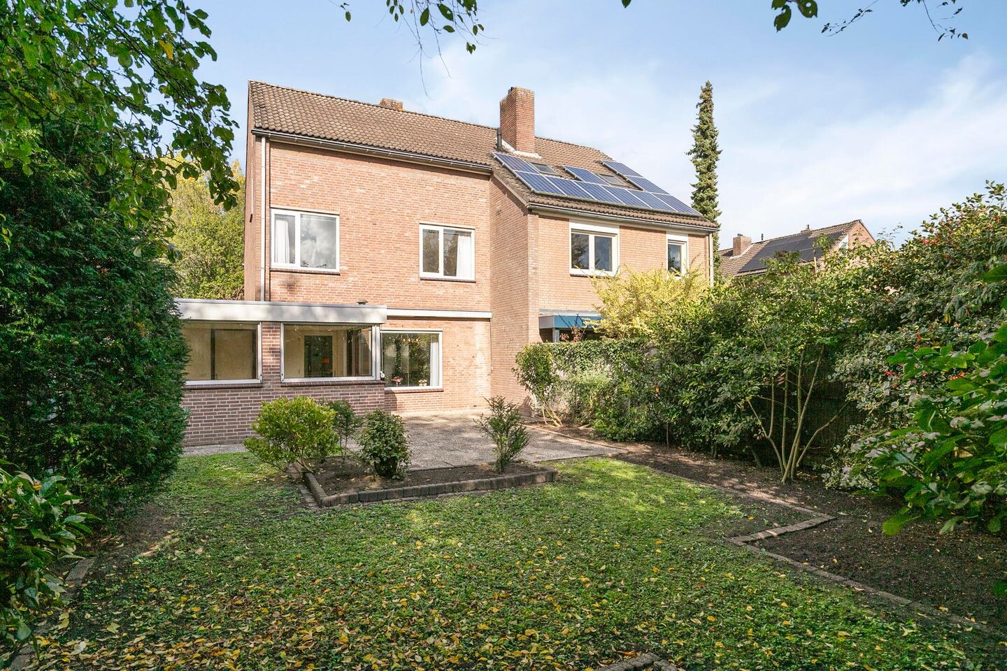 Tussenwoning te koop: Leuvenlaan 13, Eindhoven