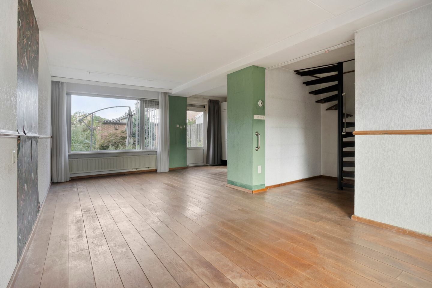 Tussenwoning te koop: Antwerpenlaan 103, Eindhoven