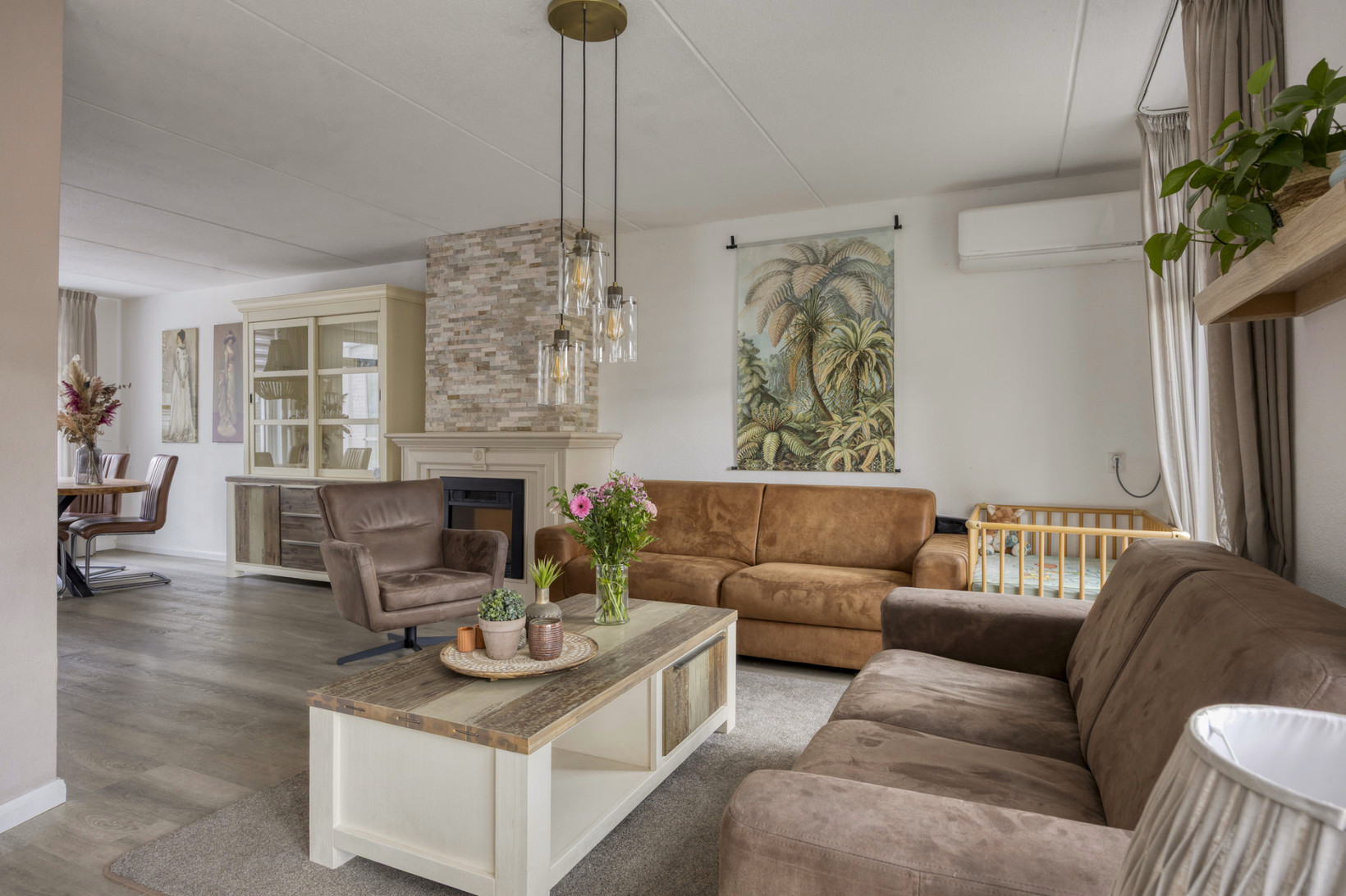 Tussenwoning te koop: Aanschot 110, Eindhoven