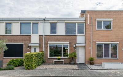 Roodkapje 76