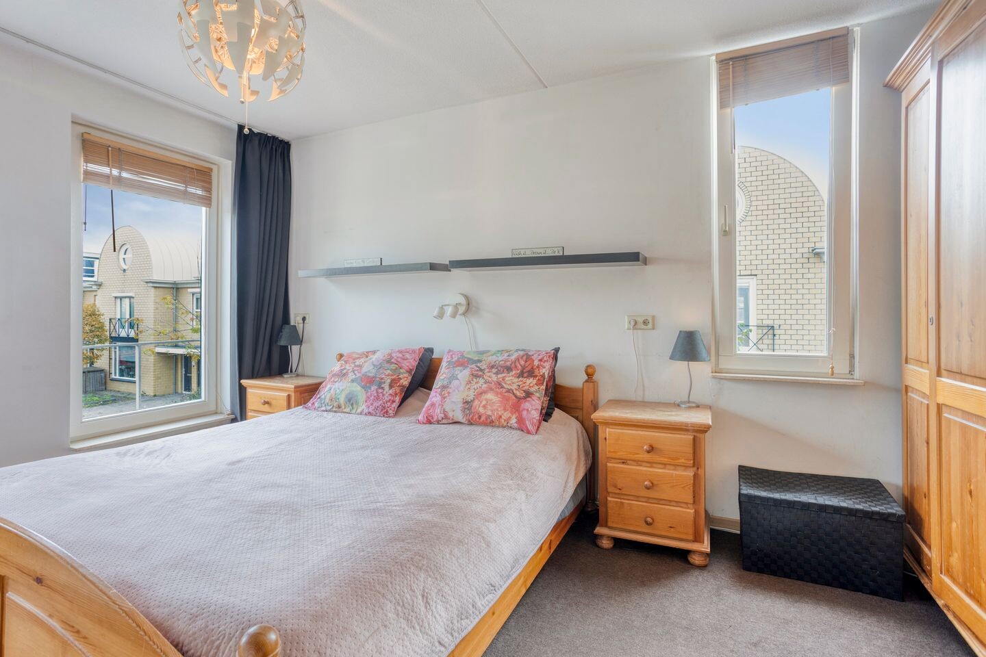 Hoekwoning te koop: Molièrelaan 24, Eindhoven