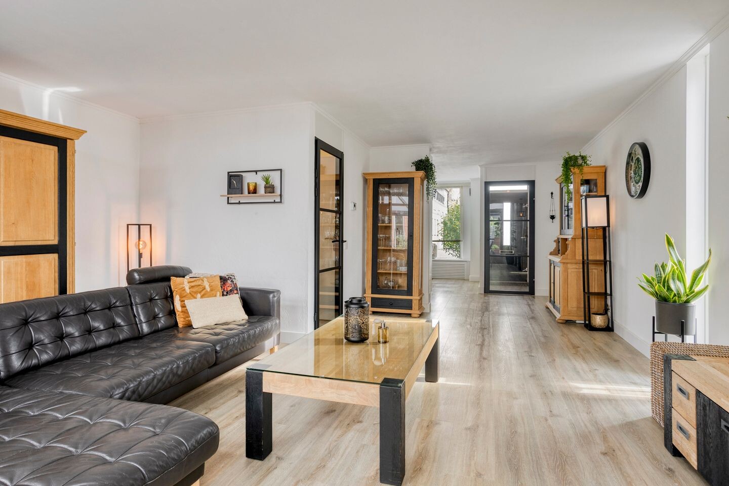 Hoekwoning te koop: Molièrelaan 24, Eindhoven